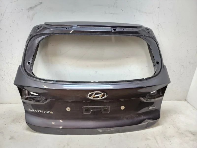 Крышка багажника Hyundai Santa Fe 2018-2023 4