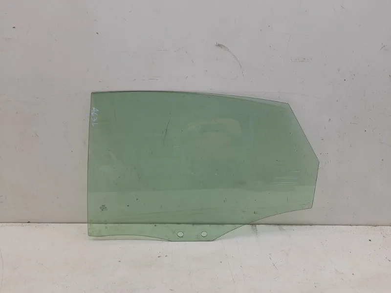 Стекло двери AUDI A6 2005-2011 C6