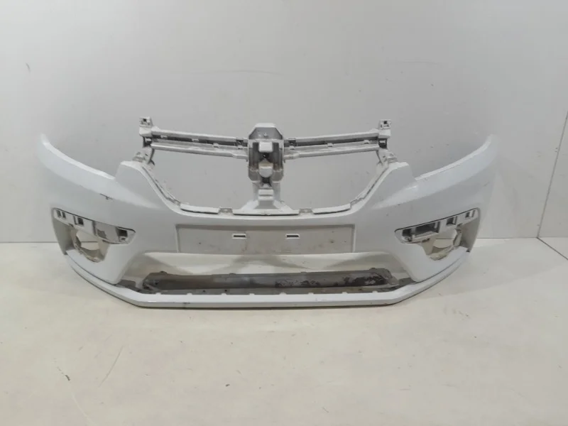 Бампер Renault Logan 2018-