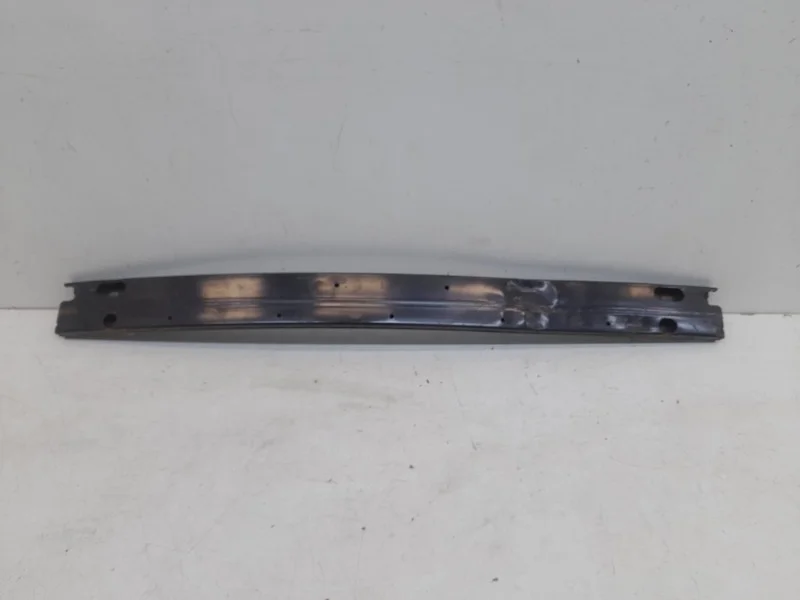 Усилитель бампера Toyota RAV4 2012-2019 40