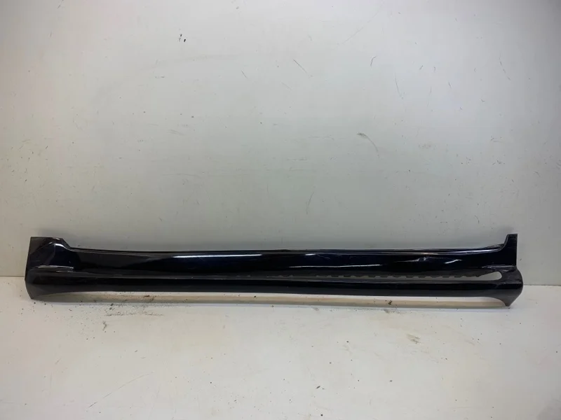 Накладка порога Toyota Land Cruiser 2012-2021 200