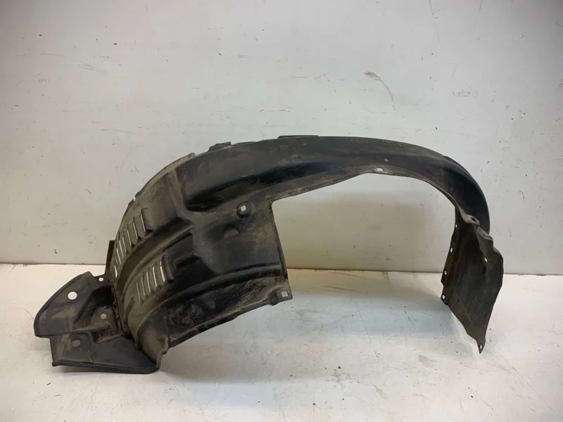 Подкрылок Toyota Land Cruiser Prado 2017-2023 150