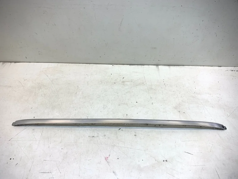 Молдинг бампера Volkswagen Touareg 2015-2017