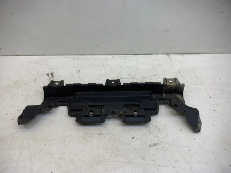 Накладка бампера Toyota Land Cruiser Prado 2017-2023 150