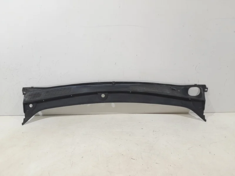 Жабо Renault Sandero Stepway 2019-