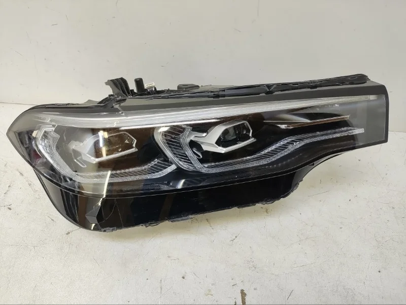 Фара BMW X7 2017- G07