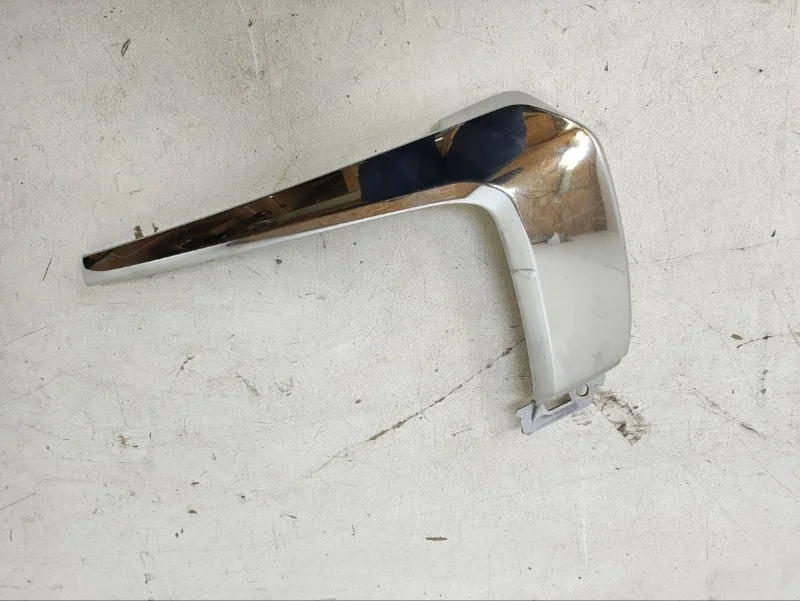 Молдинг бампера Outlander 2015- 3