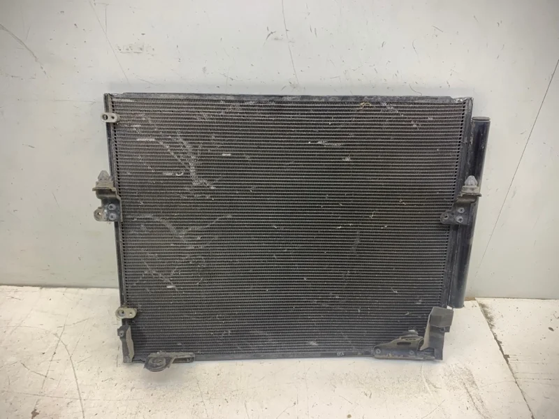 Радиатор кондиционера Toyota Land Cruiser 2007-2021