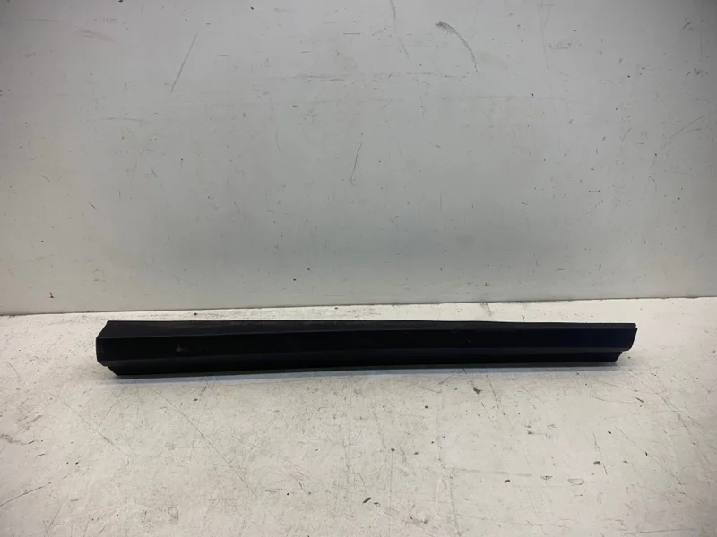 Накладка двери Lexus RX200T 2016-2019 4