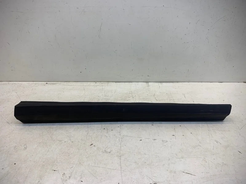 Накладка двери Lexus RX200T 2016-2019 4