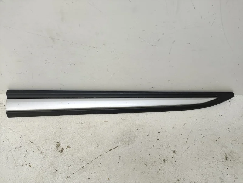 Накладка двери Outlander 2012- 3