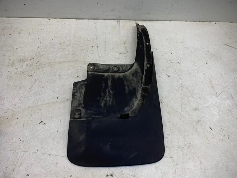 Брызговик Toyota Land Cruiser 2007-2012