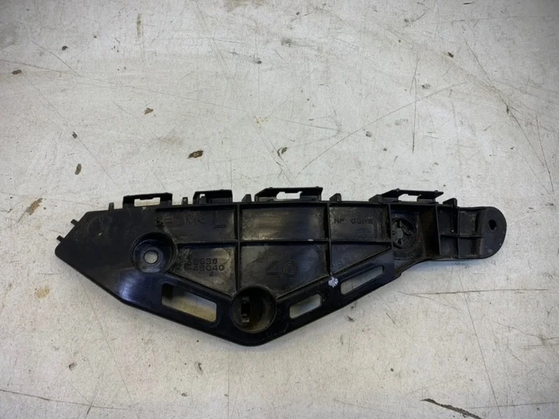 Кронштейн бампера Lexus RX200T 2016-2019 4