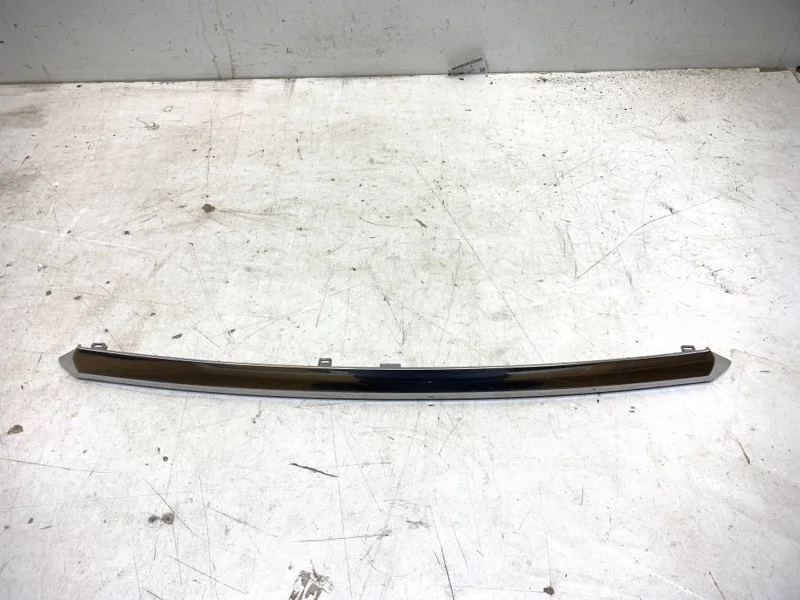 Молдинг крышки багажника Lexus RX200T 2016-2023 4