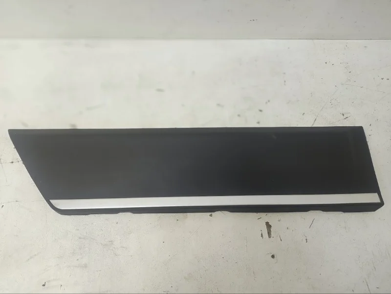 Накладка двери Volvo XC70 2007-2016 CROSS COUNTRY