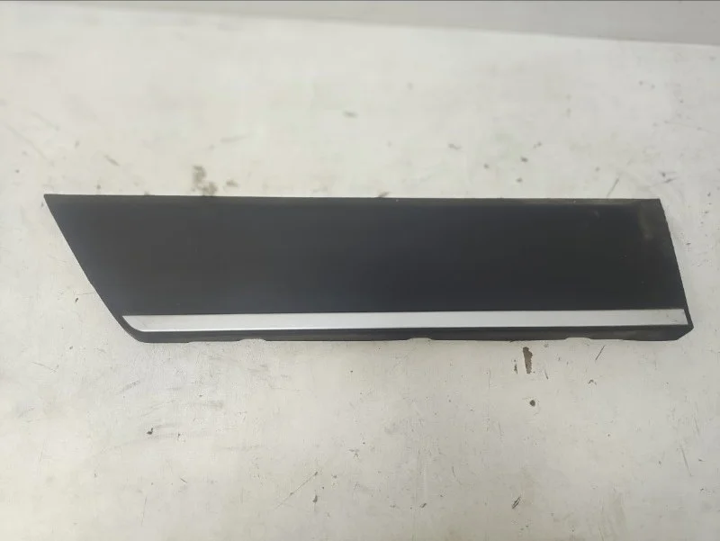 Накладка двери Volvo XC70 2007-2016 CROSS COUNTRY