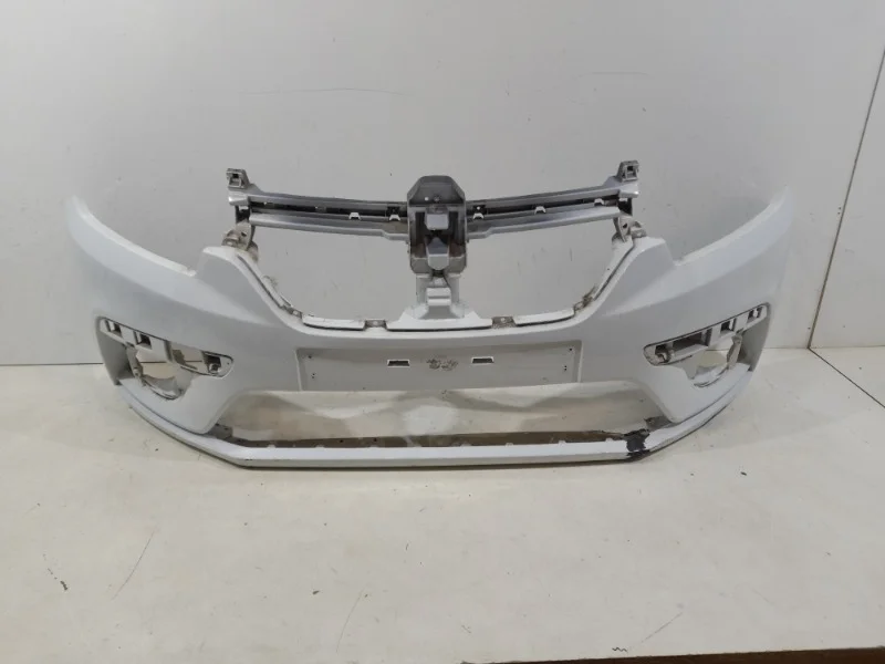 Бампер Renault Logan 2019-