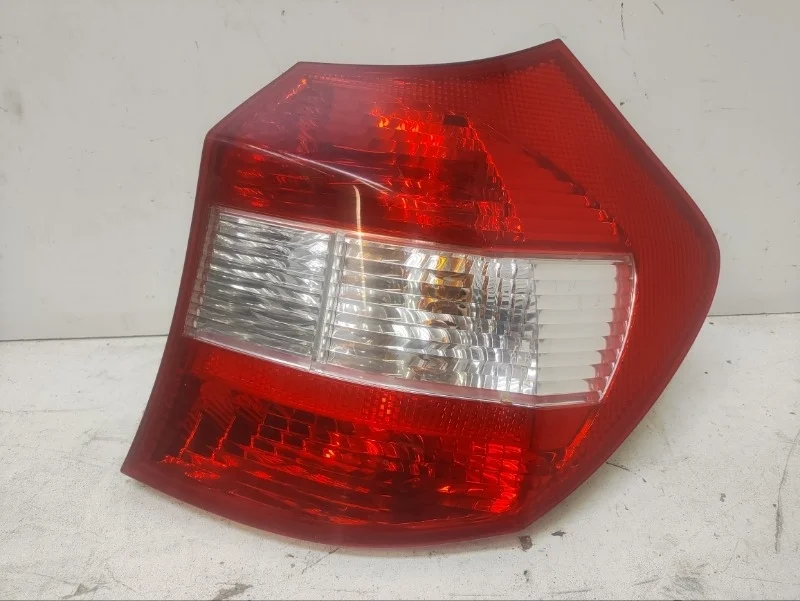 Фонарь BMW 1er 2004-2011 E87