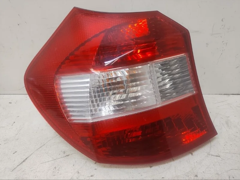 Фонарь BMW 1er 2004-2011 E87