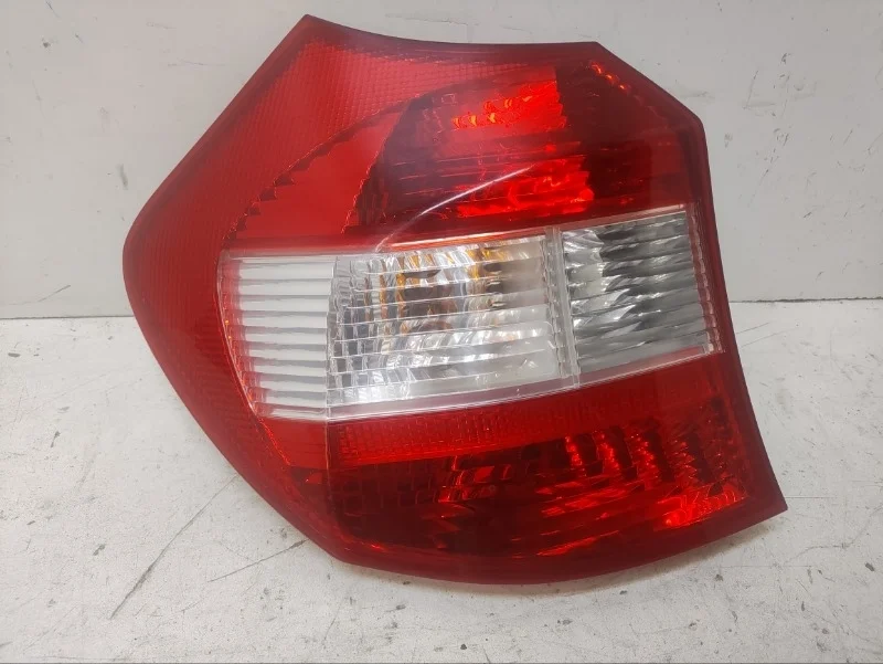 Фонарь BMW 1er 2004-2011 E87