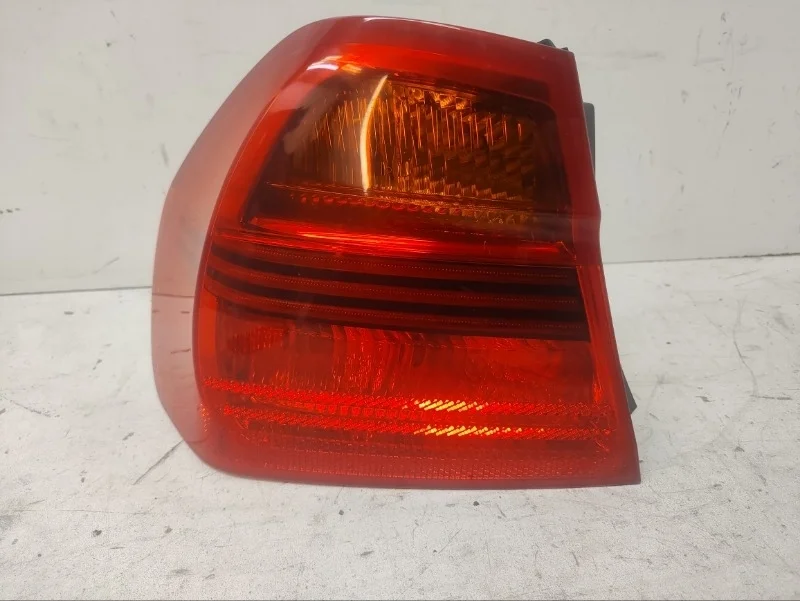 Фонарь BMW 3er 2005-2008 E90