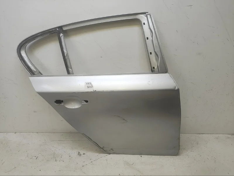 Дверь BMW 1er 2004-2011 E87