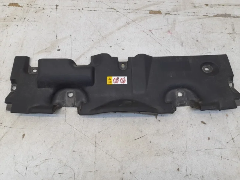 Накладка замка капота Toyota Rav4 2018-2023 50