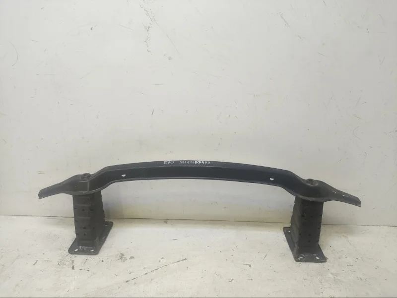 Усилитель бампера BMW X5 2007-2013 E70