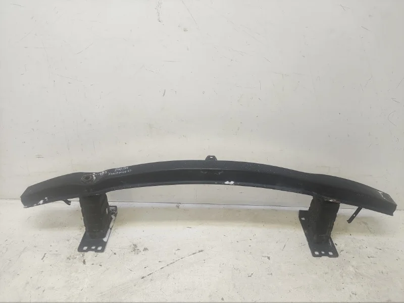 Усилитель бампера BMW 3er 2004-2009 E90