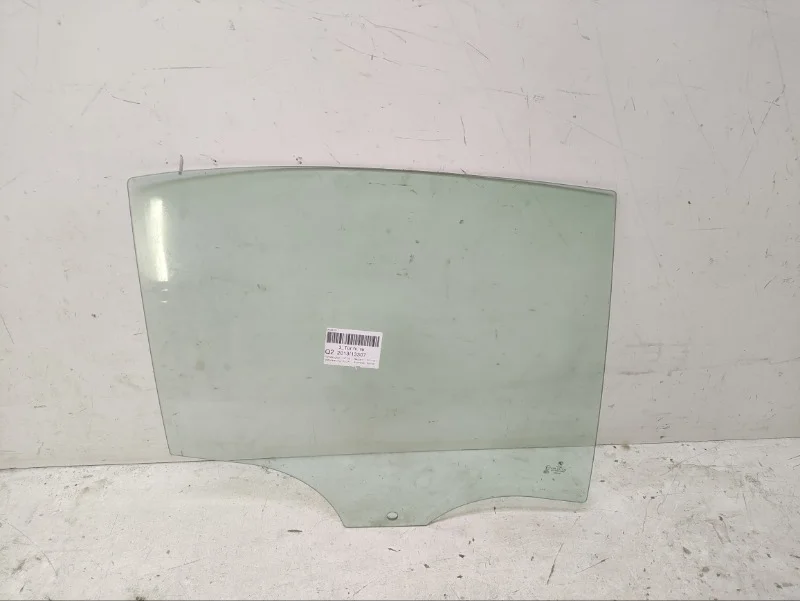 Стекло BMW 3er 2011- F30