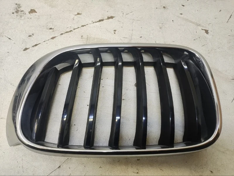 Решетка радиатора BMW X3 2014-2017 F25
