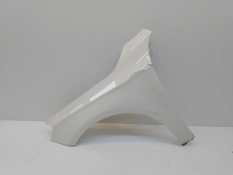 Крыло Mercedes-Benz A-Class 2013-2019 W176