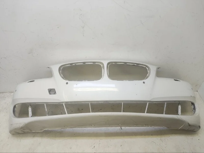Бампер BMW 5er 2010-2013 F10