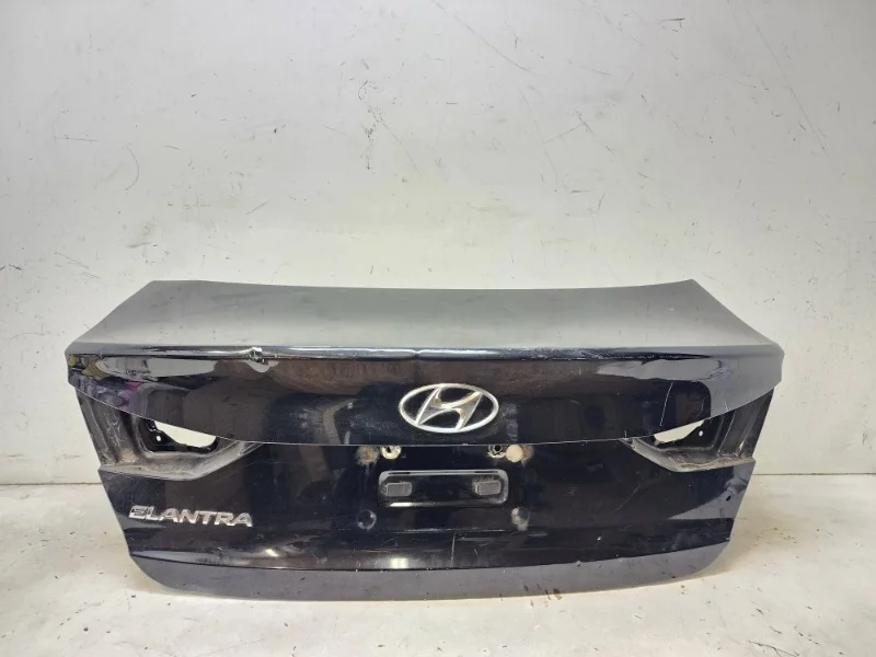 Крышка багажника Hyundai Elantra 2016-2018