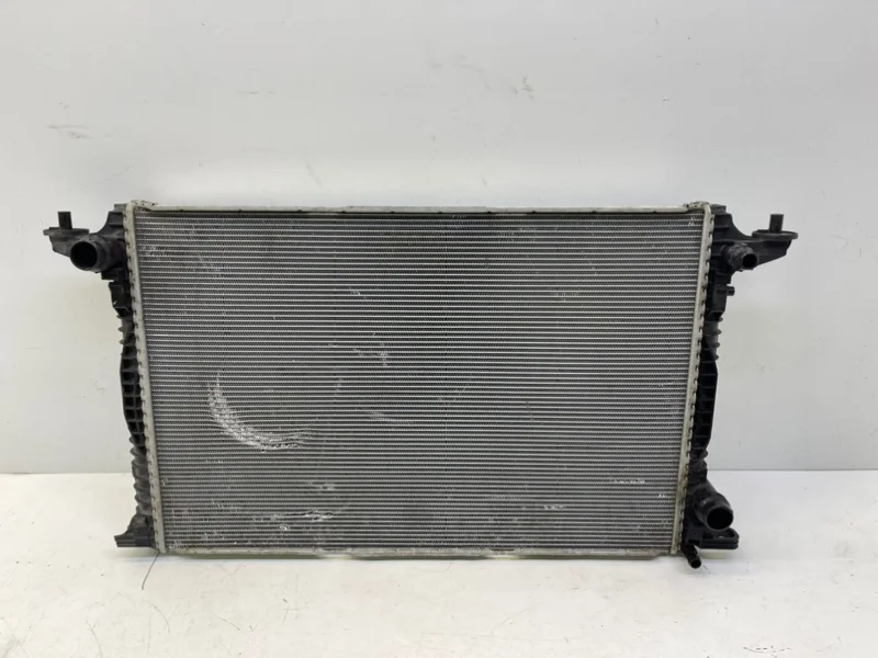 Радиатор двс Porsche Cayenne 2018-2022 3