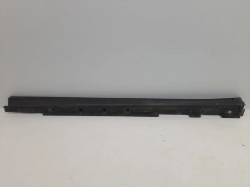 Накладка порога Toyota Rav4 2018-2024 50