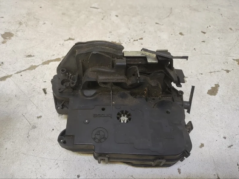 Замок двери BMW 3er 2005-2013 E90