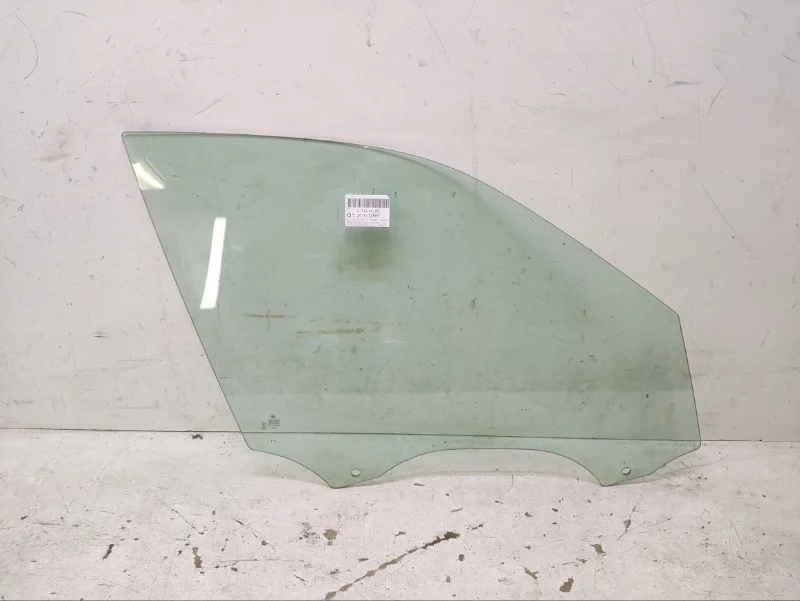 Стекло BMW X5 2006-2010 E70