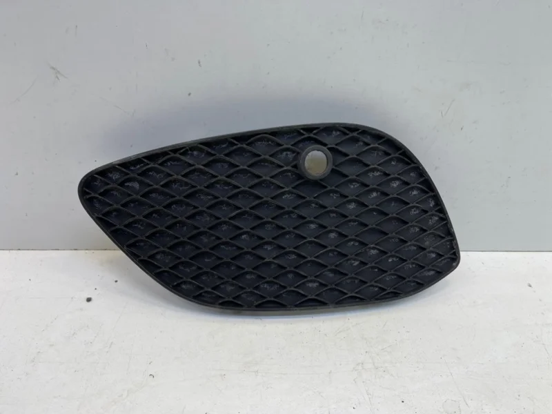 Решетка бампера Mercedes-Benz GLC 2015-2018 X253