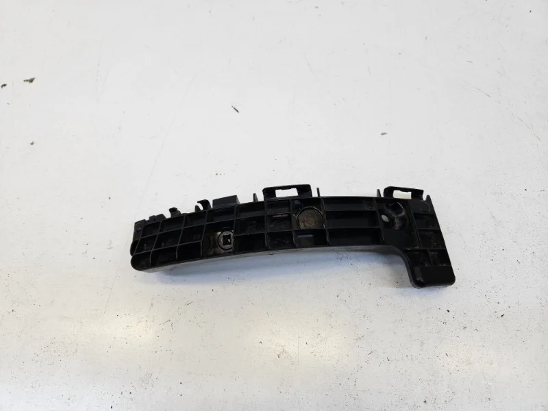 Кронштейн бампера Lexus RX270 2010-2012 3