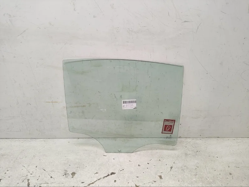 Стекло BMW 5er 2009-2017 F10