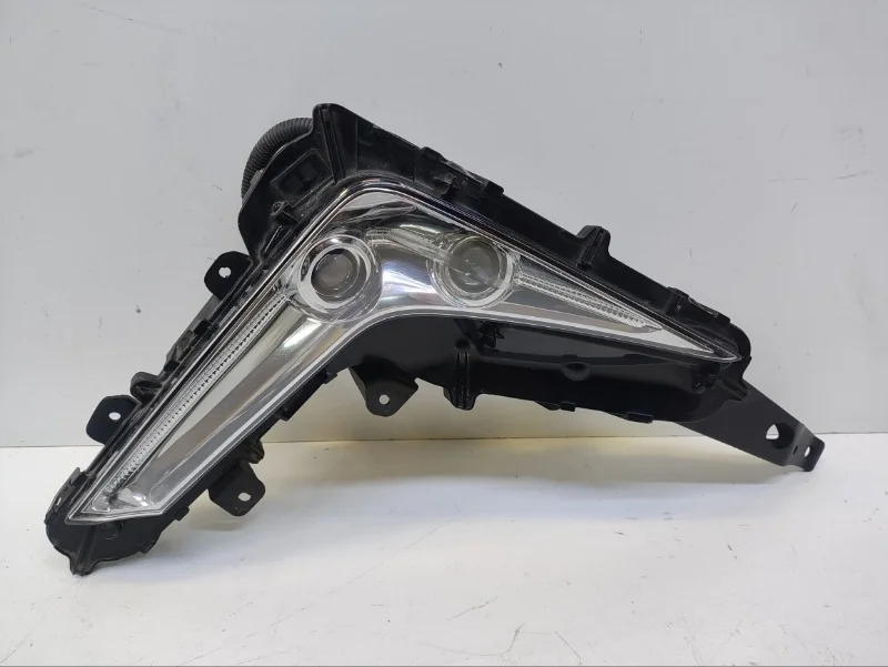 Фара противотуманная LEXUS LX570 2016-2022 3