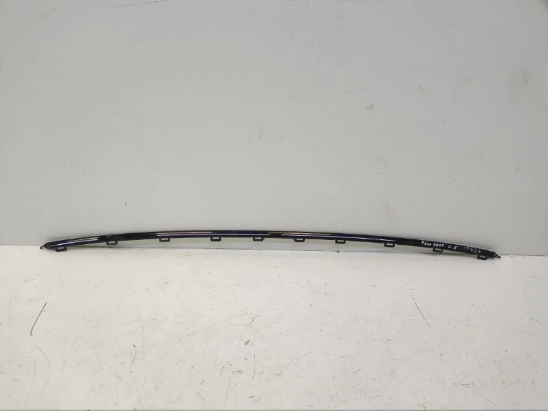 Молдинг бампера Volkswagen Polo 2015-2019
