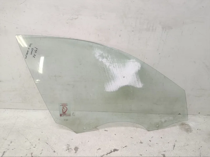 Стекло BMW 3er 2011-2018 F30