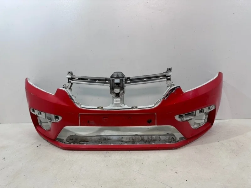 Бампер Renault Logan 2018-