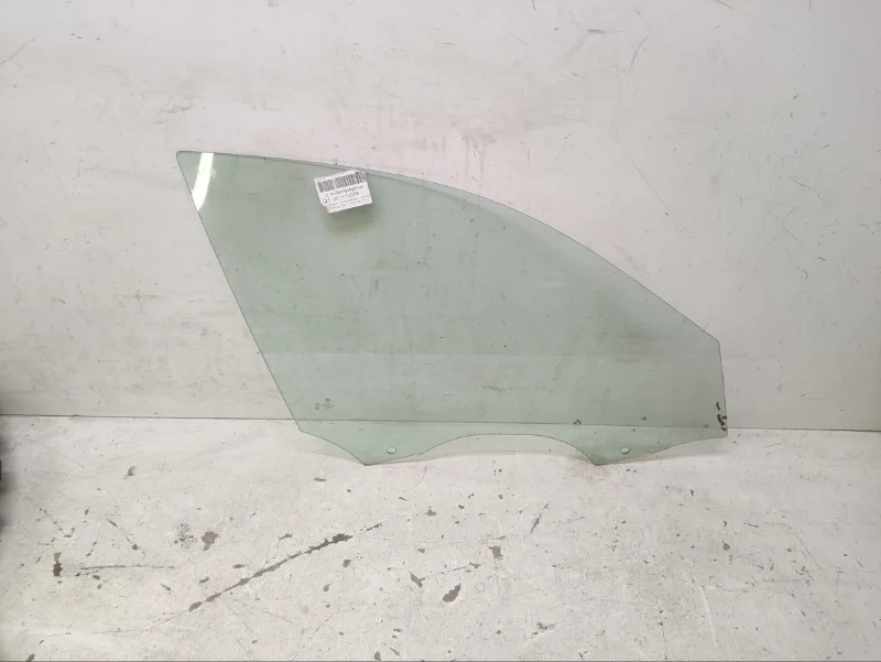 Стекло BMW 3er 2011- F30