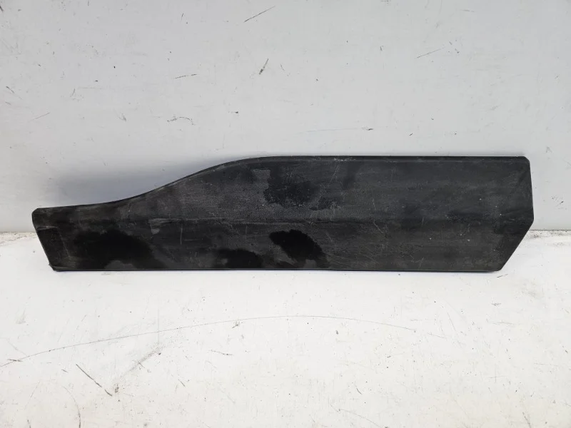 Накладка двери Toyota Rav4 2018-2024 50