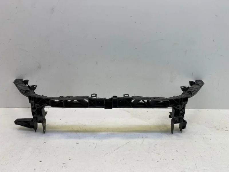 Панель передняя (телевизор) Mercedes-Benz CLA 2018-2023 W118