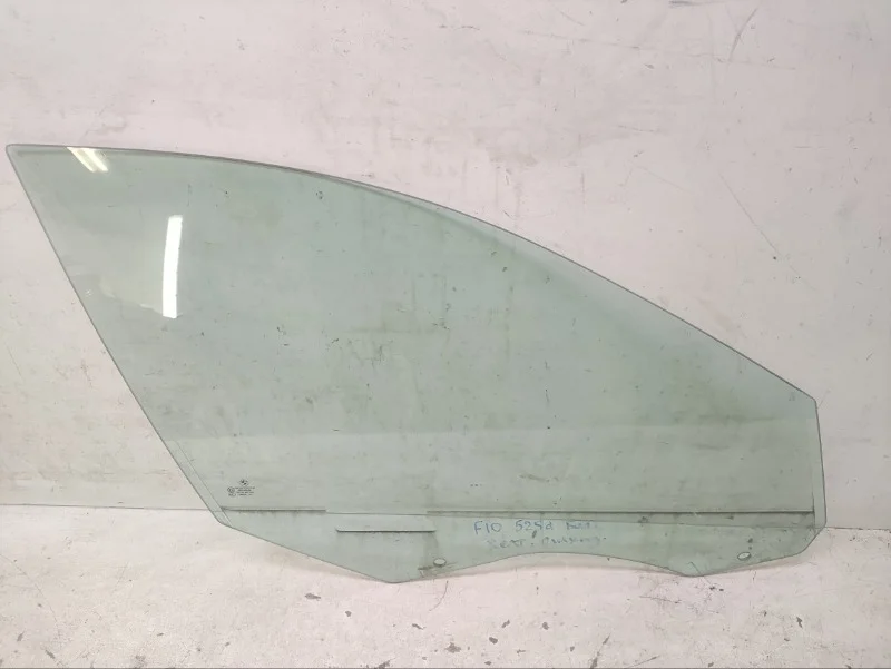 Стекло BMW 5er 2009-2017 F10