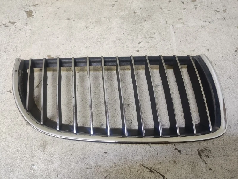 Решетка радиатора BMW 3er 2005-2013 E90